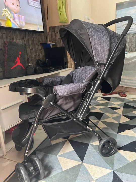 Carrinho de Bebê Cosco Preto - Foto 3