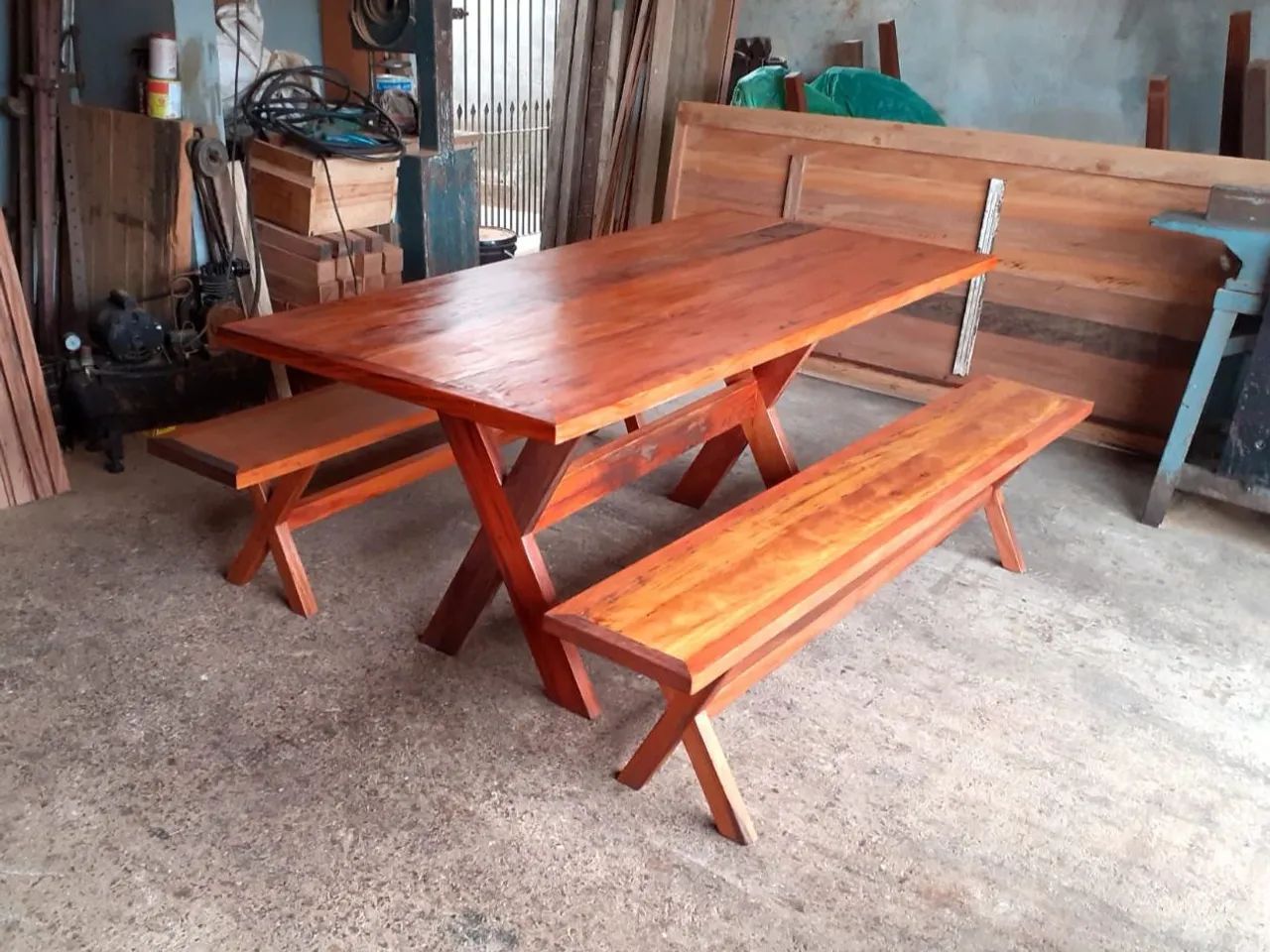 Mesa com bancos 200x90 madeira demolição peroba  - Foto 4
