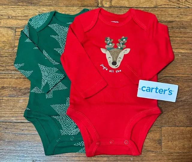 kit 2 bodies Carters Natalino tamanho 6 meses importado (novo) - Foto 2