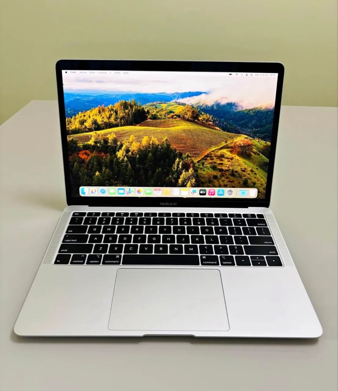 MacBook Air 2019 - 96 Ciclos - Todo Original - Notebooks - Lourdes