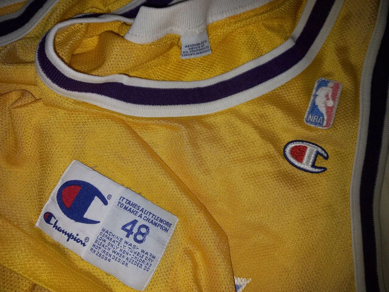 Camisa Lakers anos 90 - veste Gg  usada - Foto 2