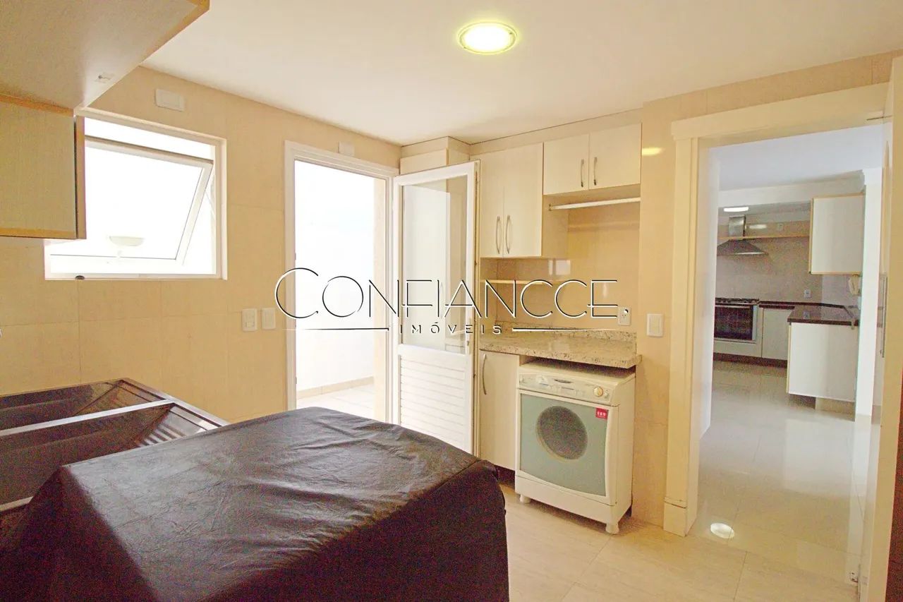 Casa com piscina mobiliada para alugar em Curitiba, Condomínio, Taboão, 4 suítes | Confian - Foto 13