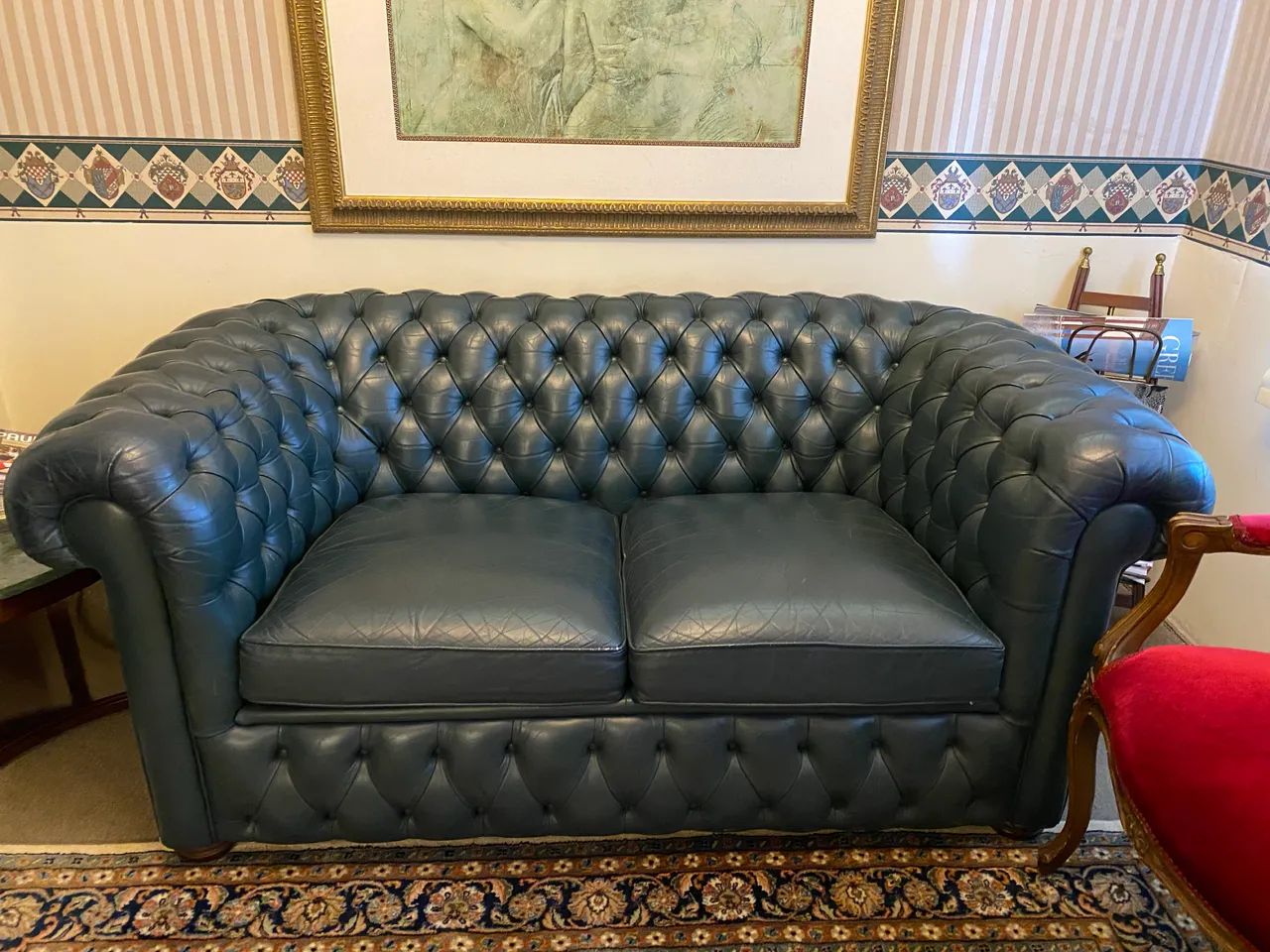 Sofá 2 lugares Chesterfield 