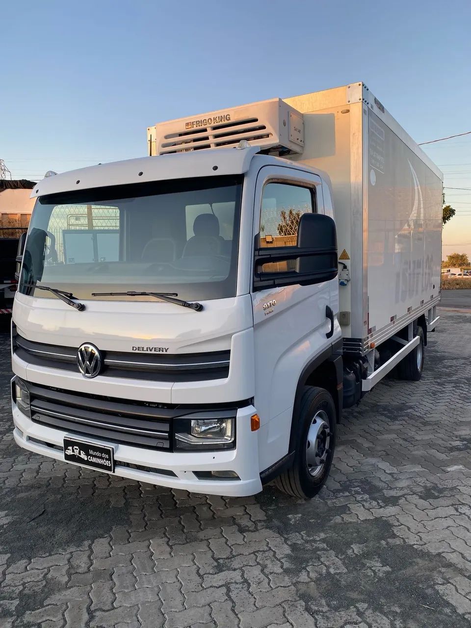 VW 9170 Delivery Baú Refrigerado 2021