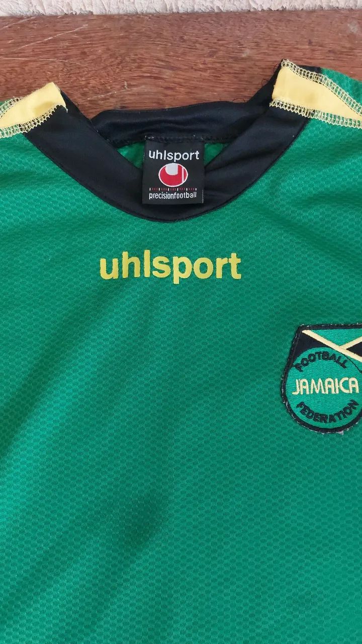Camisa de Futebol Jamaica Uhlsport  (Retrô)tamanho G - Foto 4