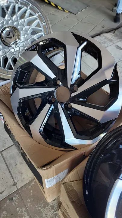 roda tarantula aro 15<br><br>
