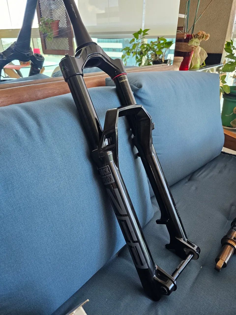 -ruka-引越し前SELE Suspensão Rockshox ZEB Select 38 - Ciclismo - Enseada do Suá