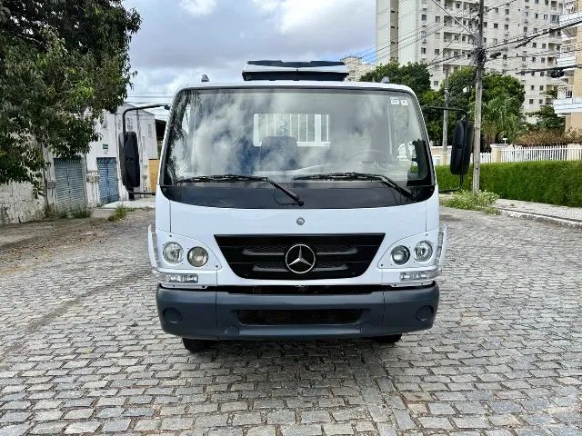 Mercedes Benz Accelo 1016 2012 único dono 
