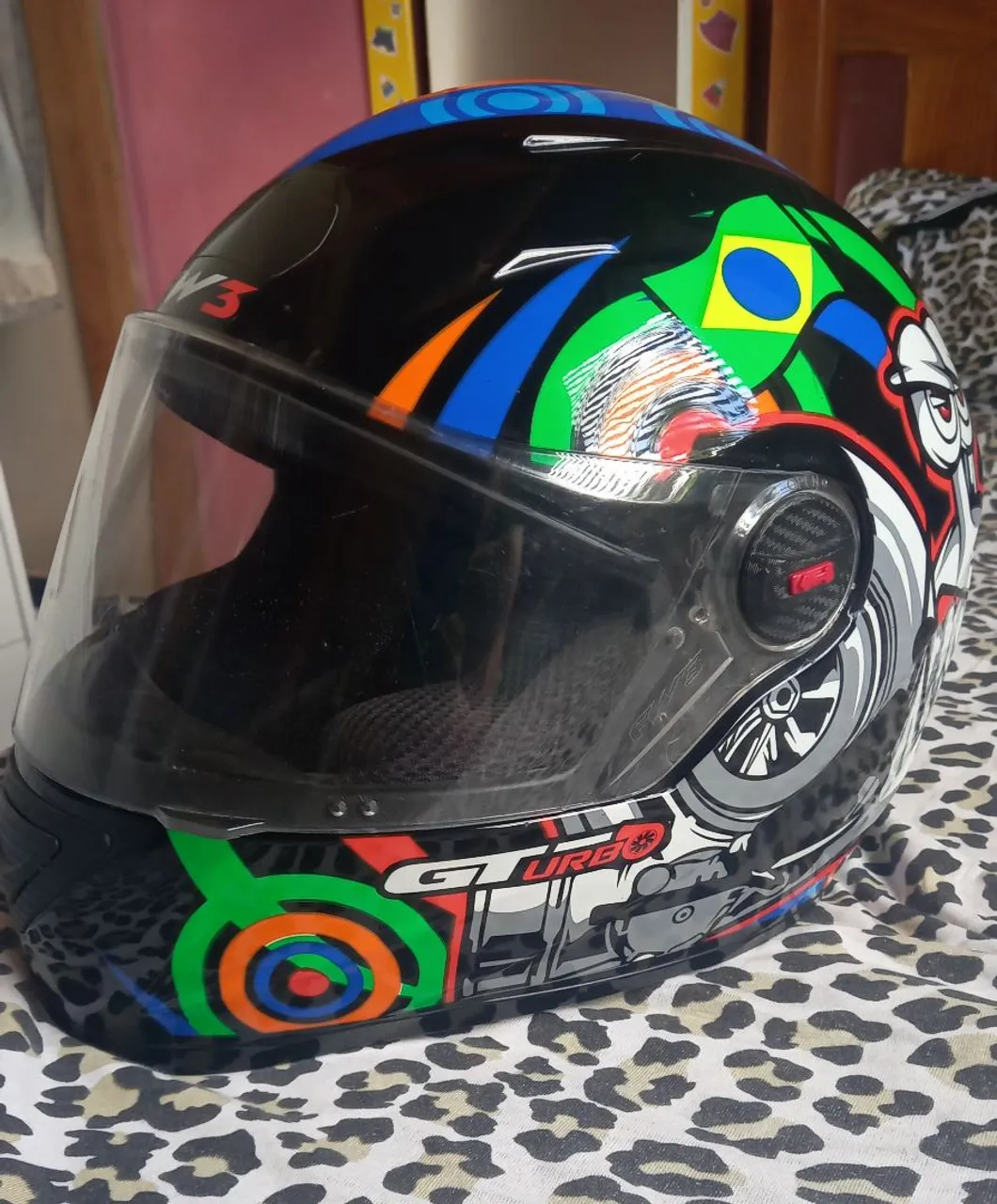 Capacete V3 GT Turbo - Design Exclusivo