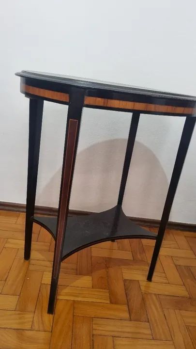 Mesinha decorativa Antiga  - Foto 2
