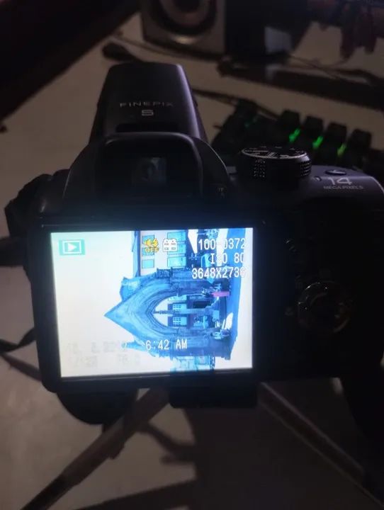  Câmera Fujifilm FinePix - Capture Cada Detalhe com Qualidade Profissional! - Foto 2