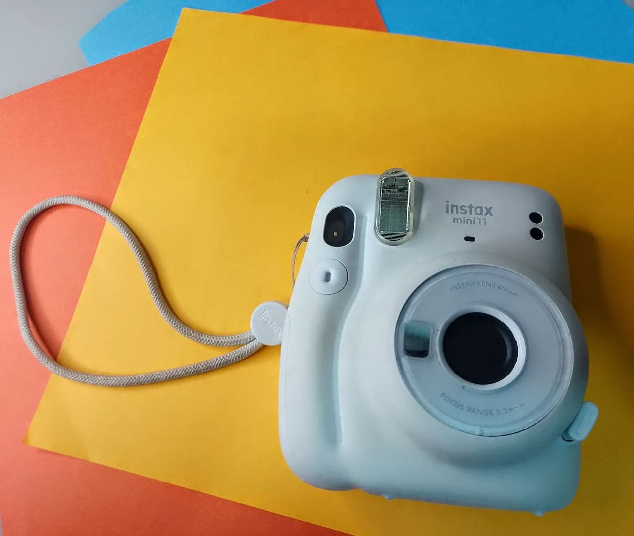 Câmera Instax Mini 11 - Fotos instantâneas e divertidas!