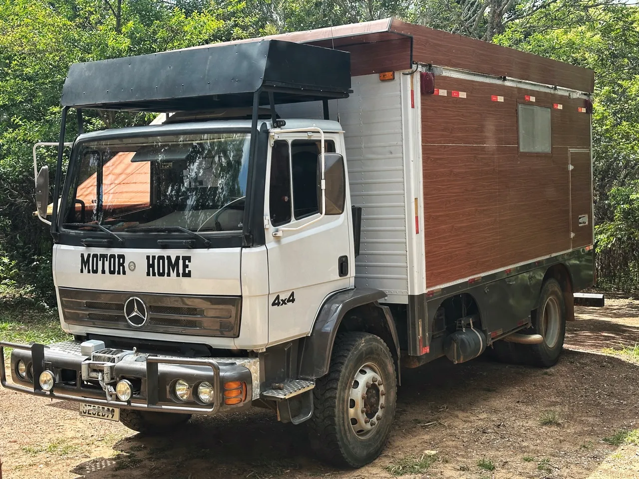MB 1720A 4x4 Motorhome Overland