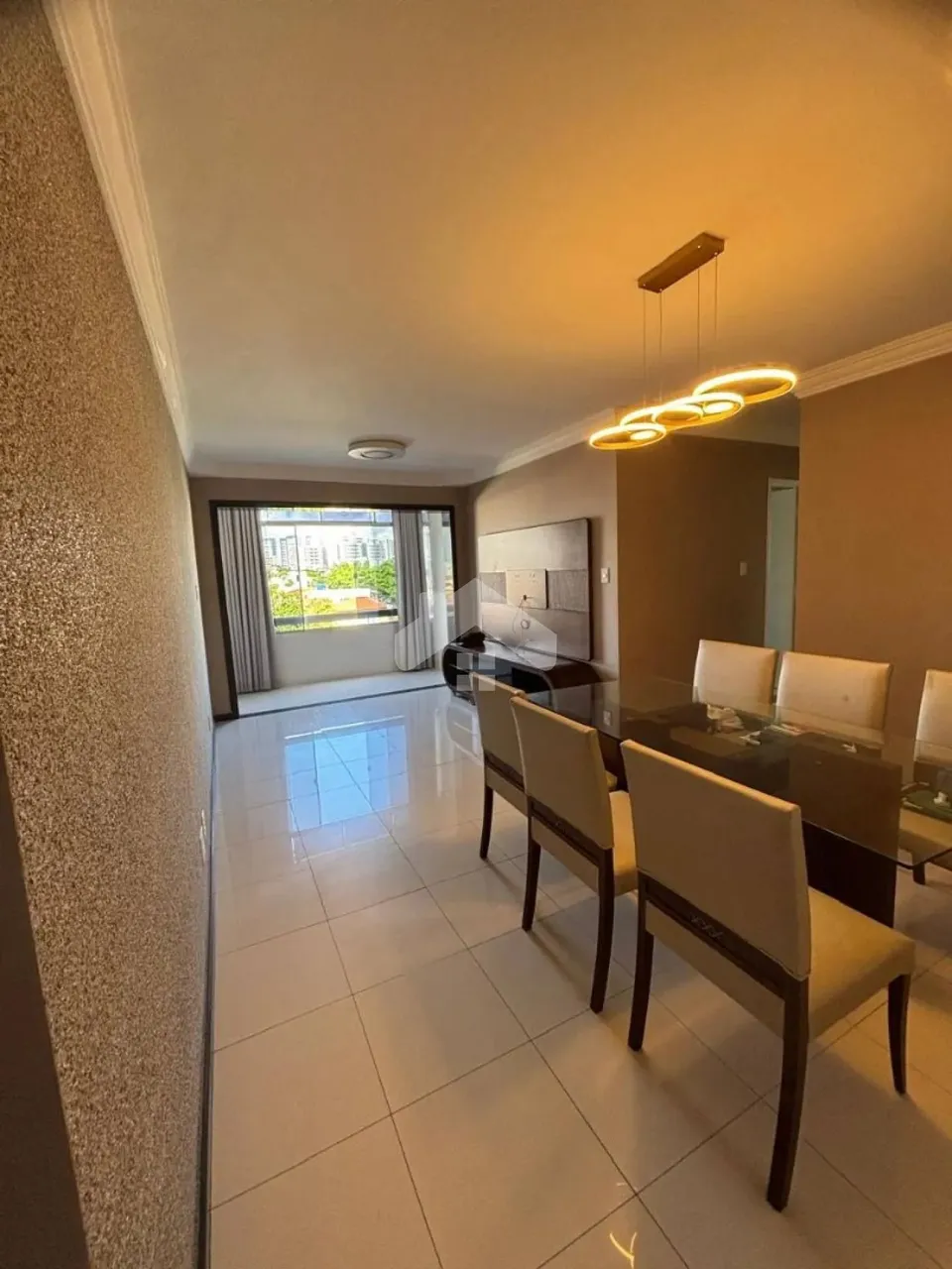 Apartamento no Cond. Côte D'Azur, 3/4, 1 suíte, 1 vaga, REFORMADO Luzia