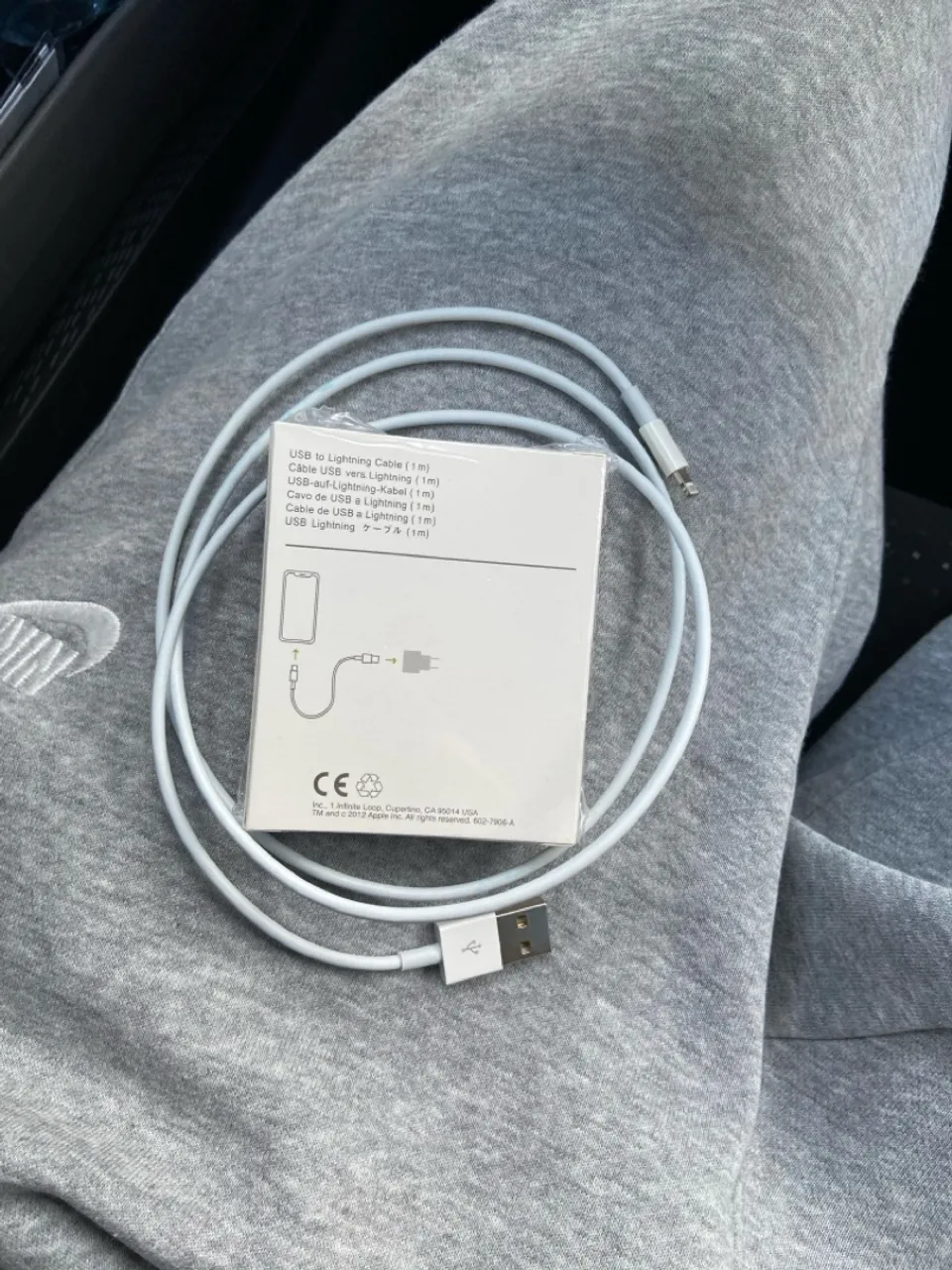Cabo Lightning Apple