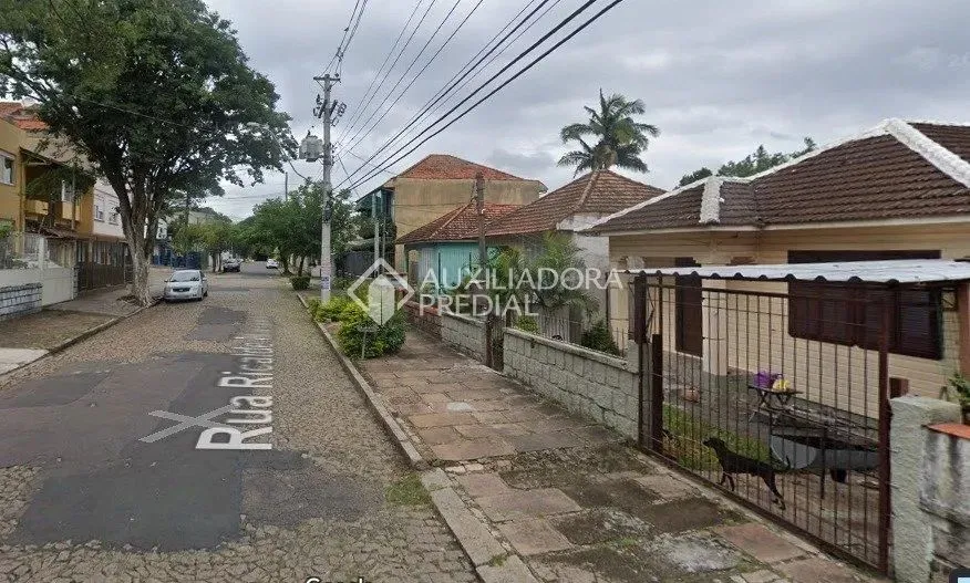Casa à venda no bairro São Pedro, Porto Alegre -