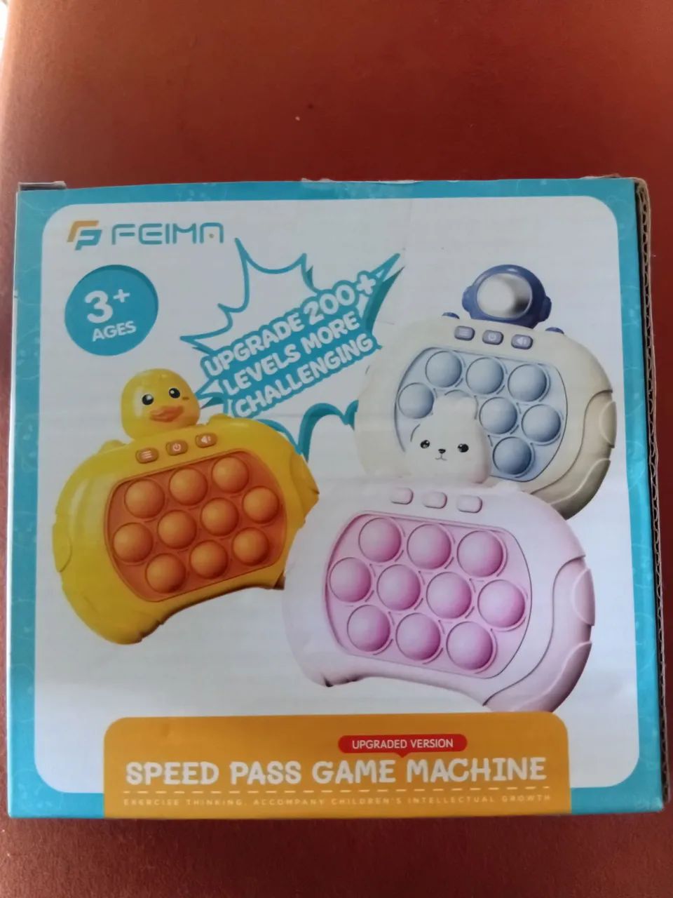 Brinquedo eletrônico +3 anos idade. 