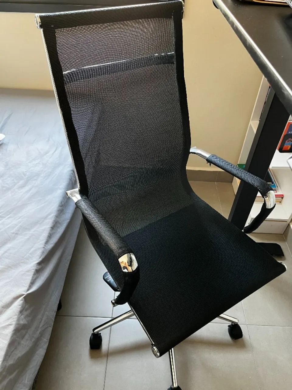 Cadeira de Escritório Presidente giratória - Foto 3