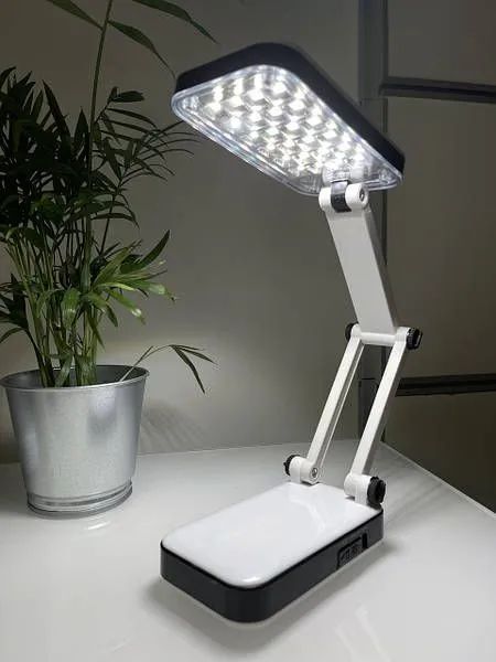 Luminária de Led Dobrável e Recarregável para Mesa KAPBOM KA-T1701 - Foto 5