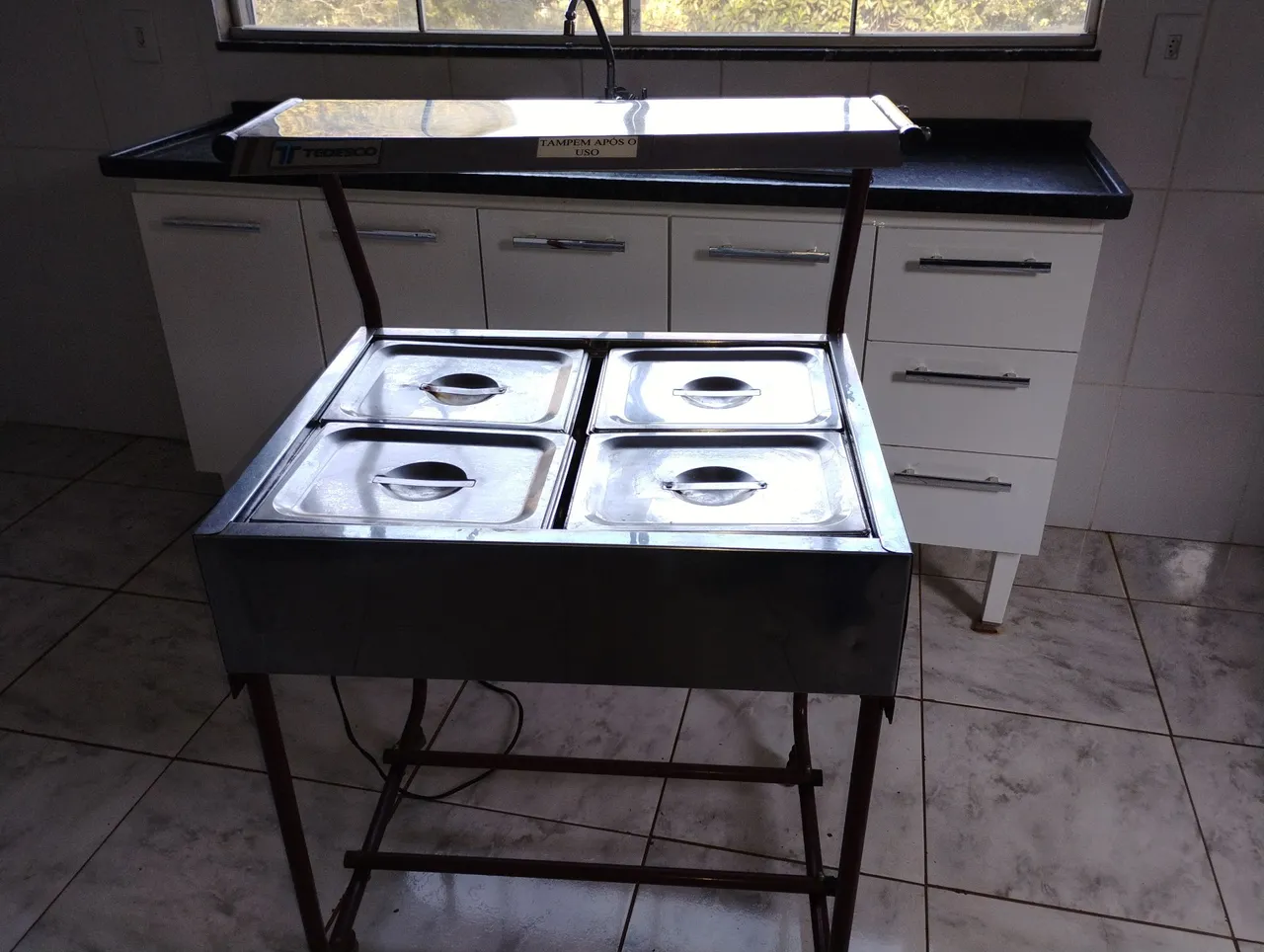 Pista quente Inox 4 Cubas