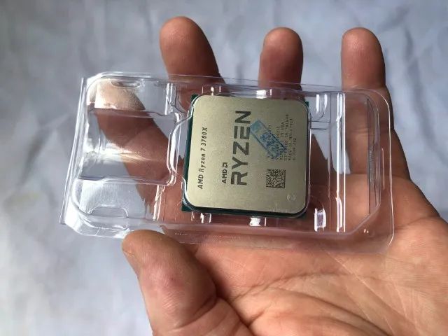 Processador AMD Ryzen 7 3700X 4.4Ghz PCIe 4.0 x16 Cache 32MB 8