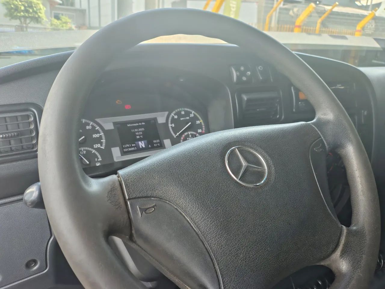 M.benz Accelo 815 - Foto 5