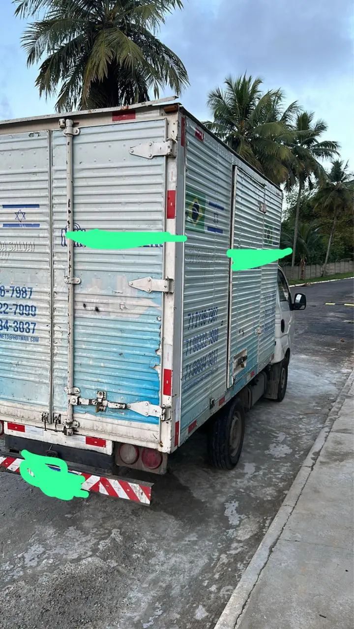 Vendo um Kia Bongo 2014/2015 - Foto 2