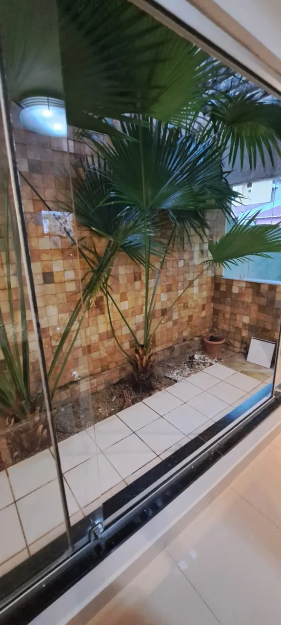 Alugo excelente casa em condomínio fechado