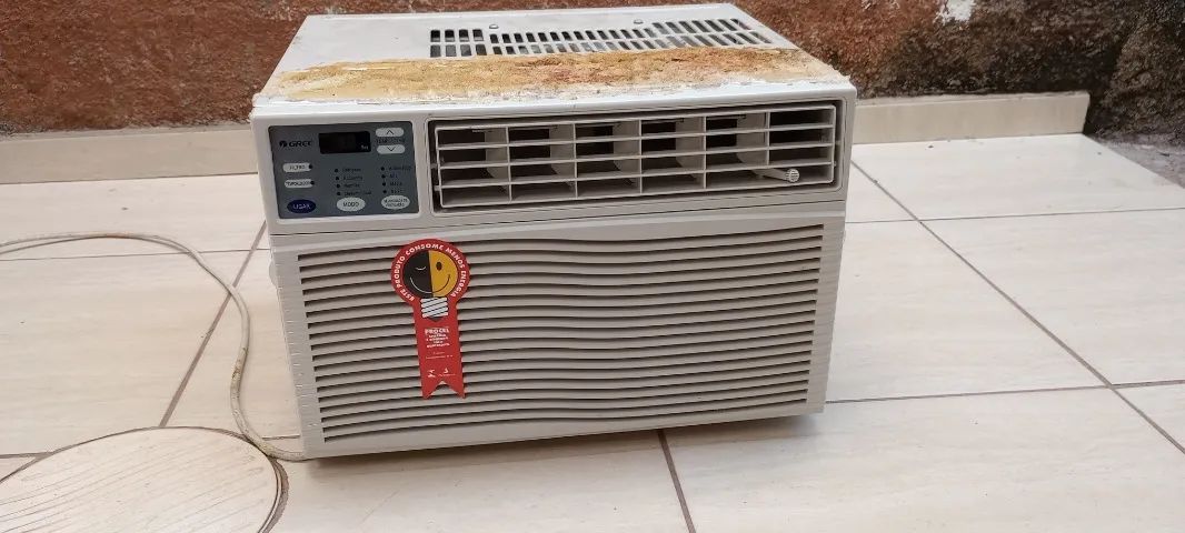 Ar Condicionado de Janela - Marca Gree - 110v - 7500 BTUS