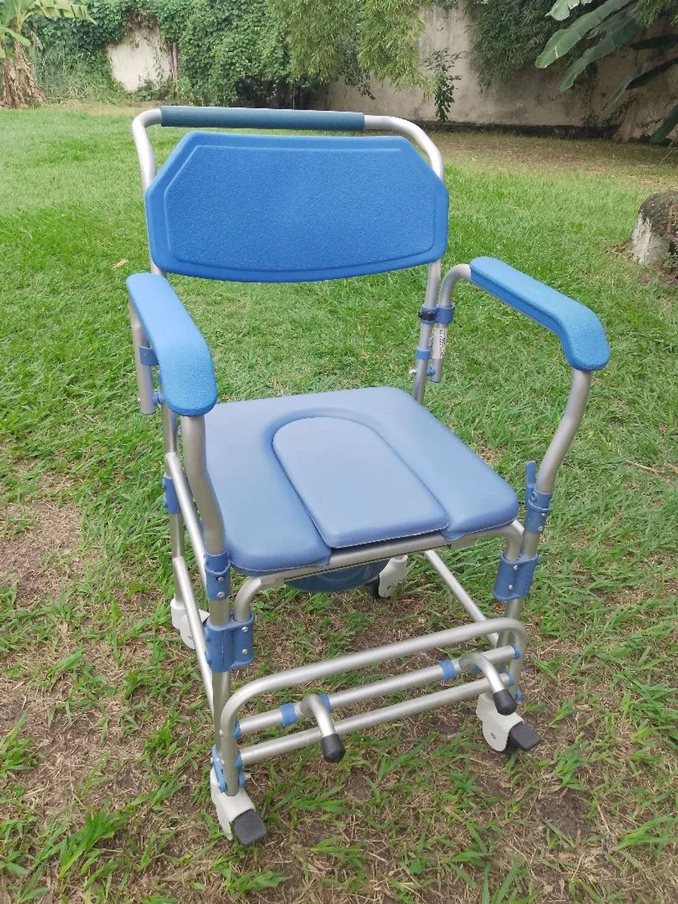 Cadeira de Banho NOVÍSSIMA 