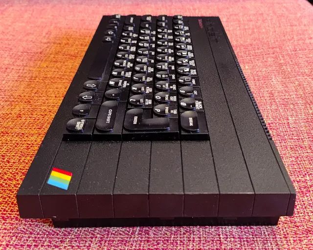 Computador Sinclair Zx Spectrum Plus 48KB ( Tipo TK90X / TK95