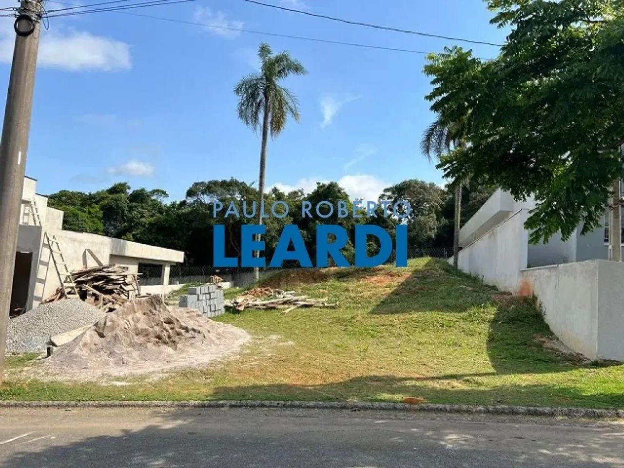 TERRENO EM CONDOMÍNIO - CONDOMÍNIO TERRAS DE SANTA ADÉLIA - SP