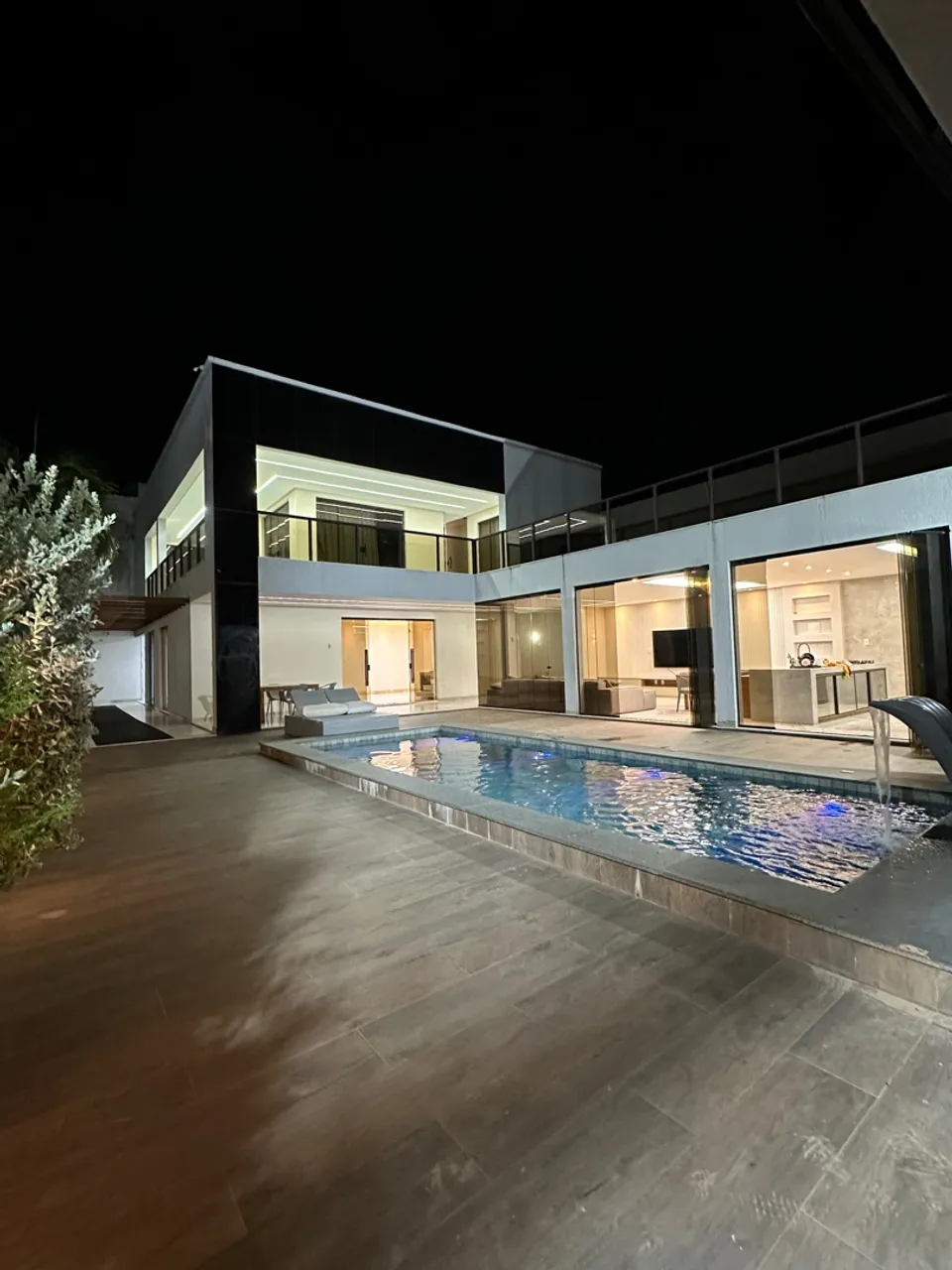 Casa de Luxo com Piscina para Temporada