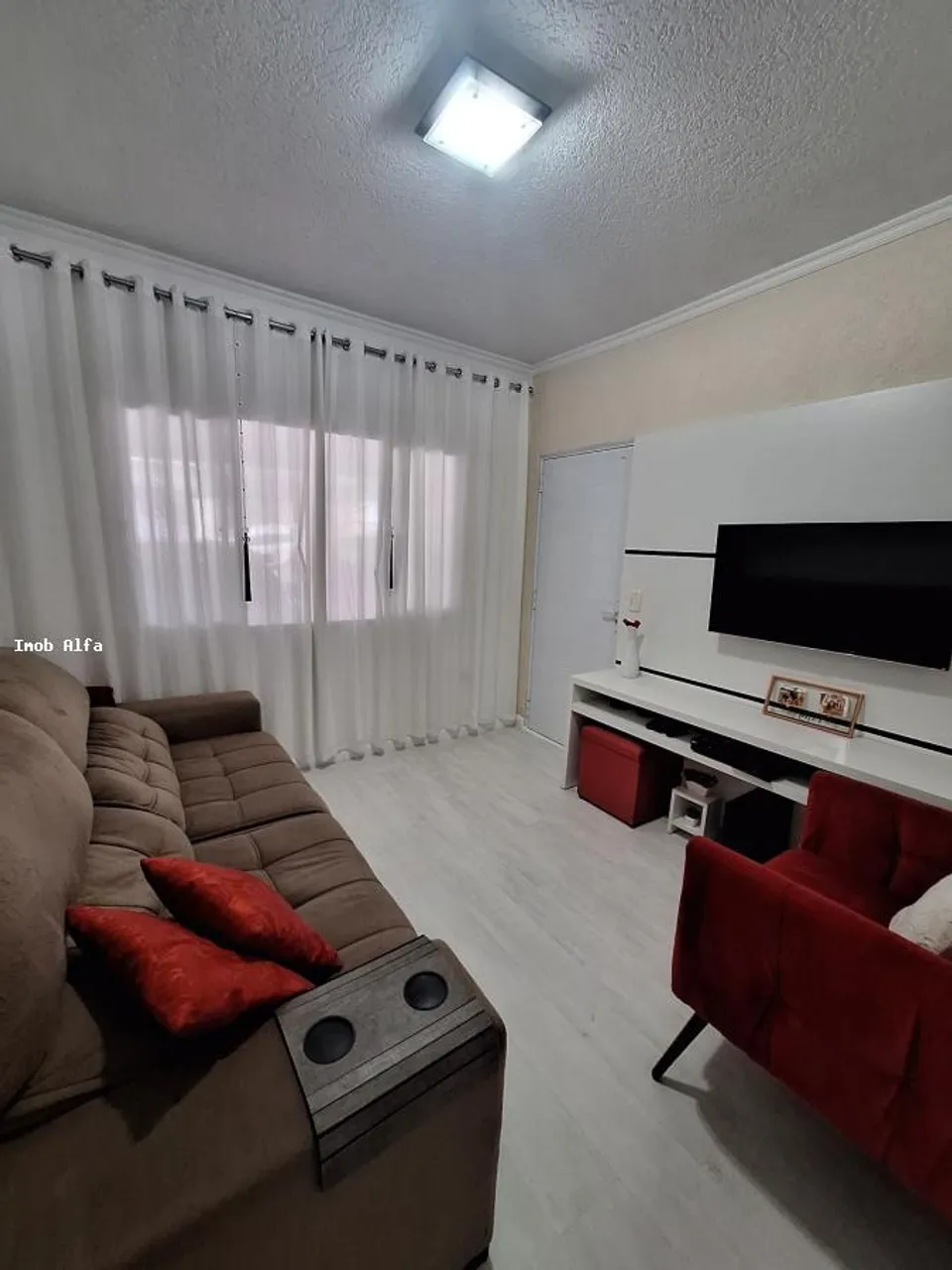 Sobrado para Venda em Barueri, Parque dos Camargos, 3 dormitórios, 2 banheiros, 2 vagas