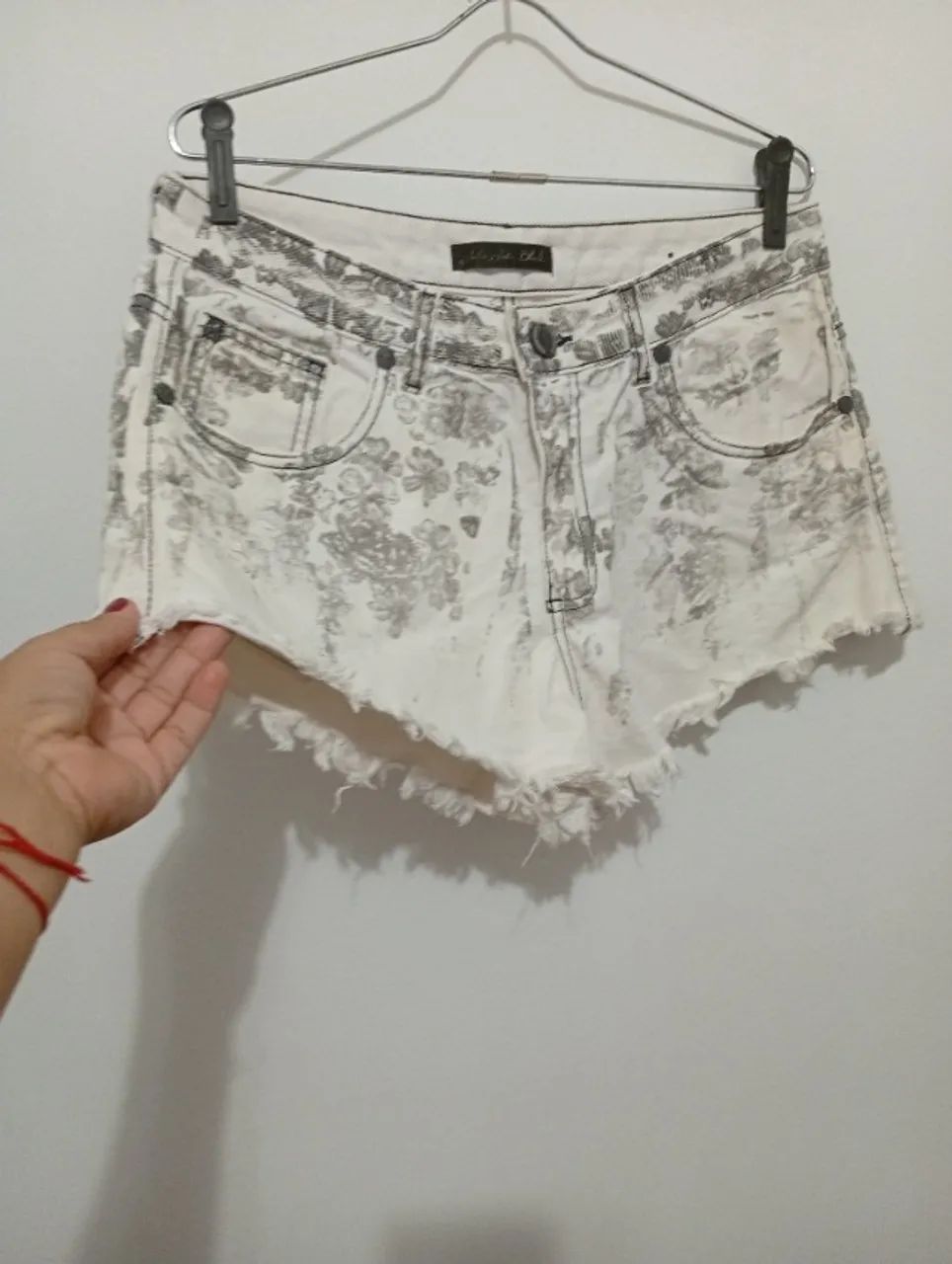 shortinho jeans estampado John John    - Foto 2