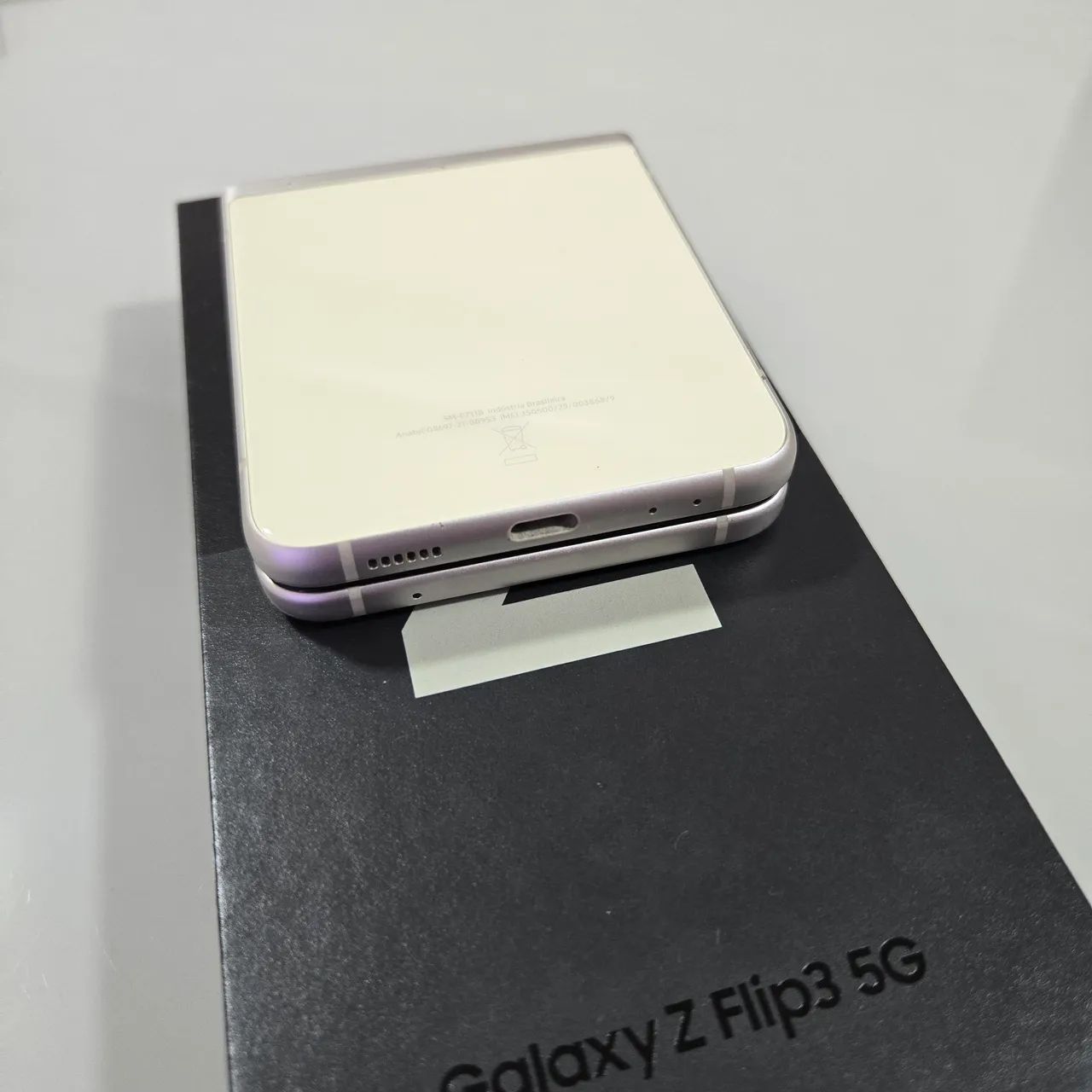 Samsung Galaxy Z Flip3 5G  - Foto 2