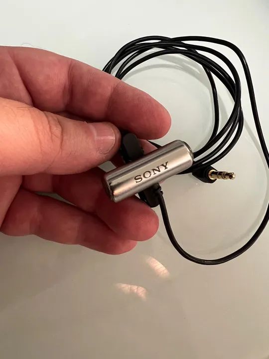 Microfone de lapela Sony ECM-CS3  