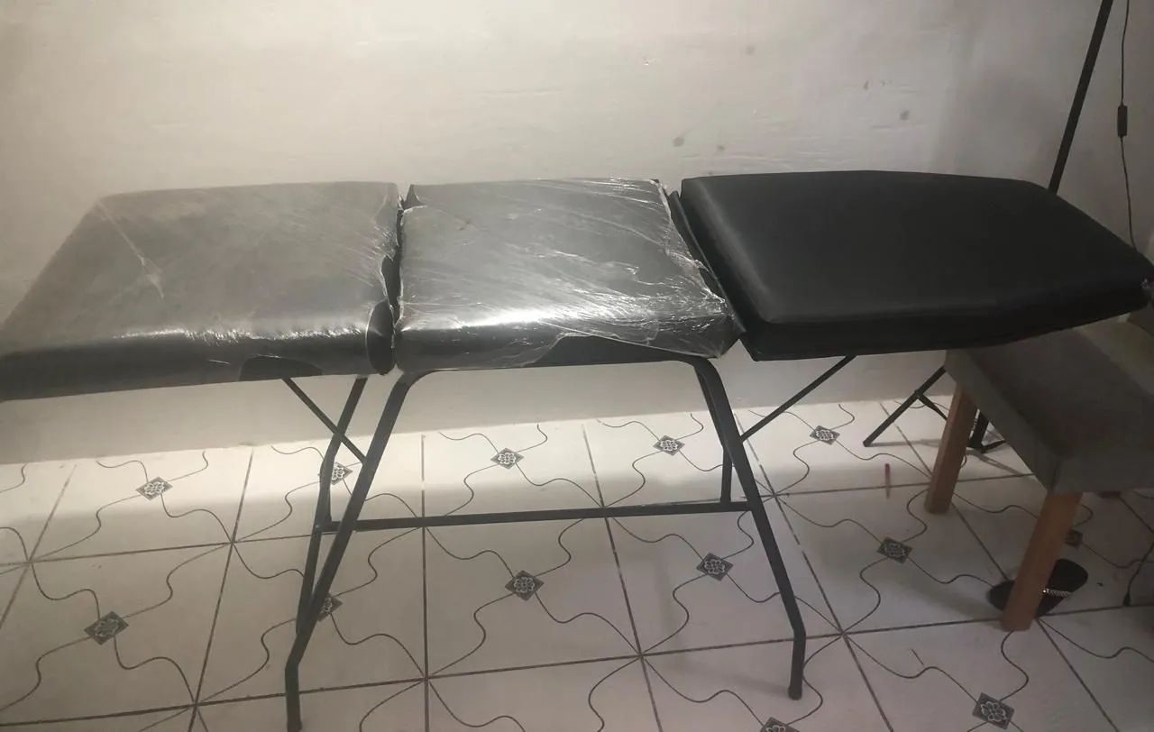 Vende se uma maca, 2 meses de uso, esta em perfeito estado!  - Foto 3