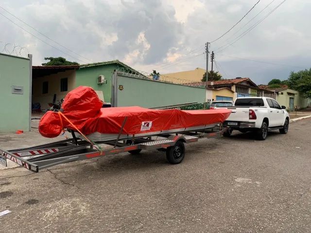 Carretinha personalizada pra canoa de 6mt chassi no enregecido de 100 na chapa 13 fecho de - Foto 5