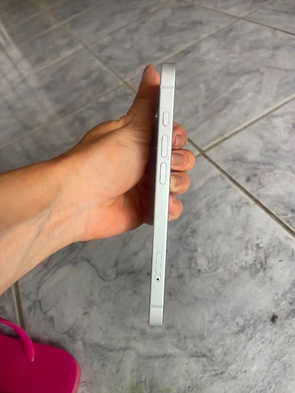 Iphone 16e, 256 gb, branco.  - Foto 2