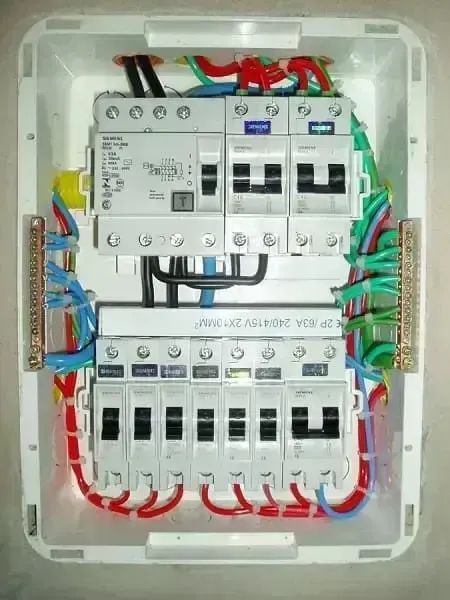 Eletricistas - Foto 4