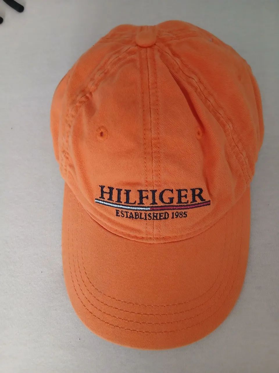 BONÉ TOMMY HILFIGER LARANJA ORIGINAL FECHO EM COURO RELÍQUIA 