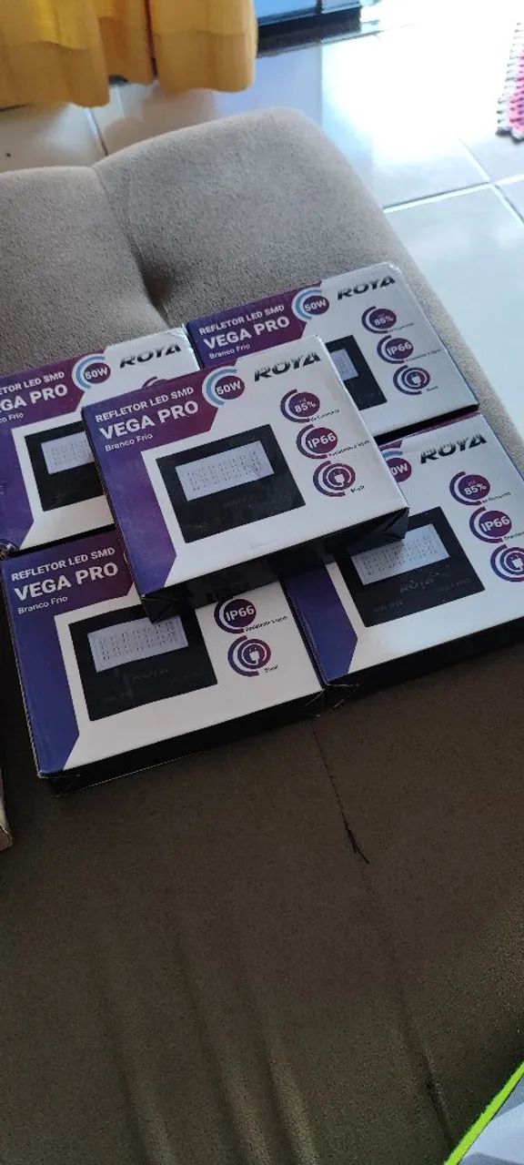 Vendo refletor roya 50w Vega pro - Foto 2