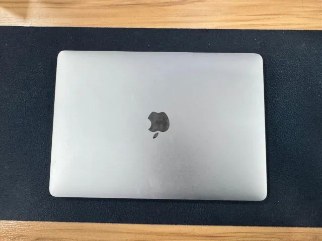 Macbook Pro 2020, 13.3'', Chip M1, 8gb, Ssd-256gb - Touchbar Cinza