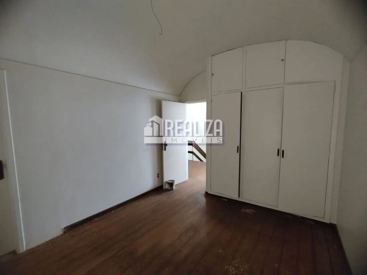Casa de luxo em condomínio com 5 dormitórios em Morada das Fontes, Uberaba. - Foto 5
