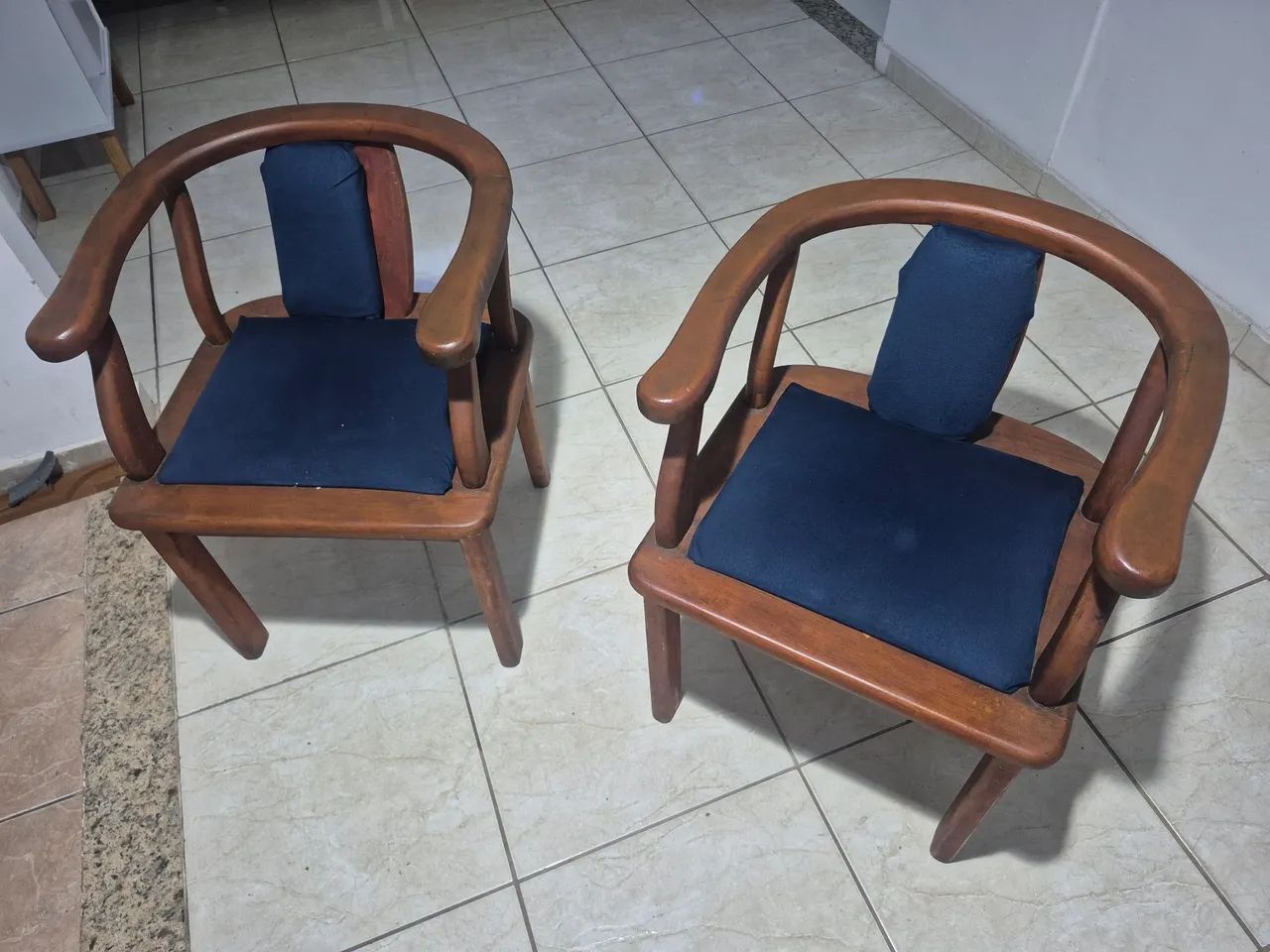 Poltronas de madeira - Foto 3