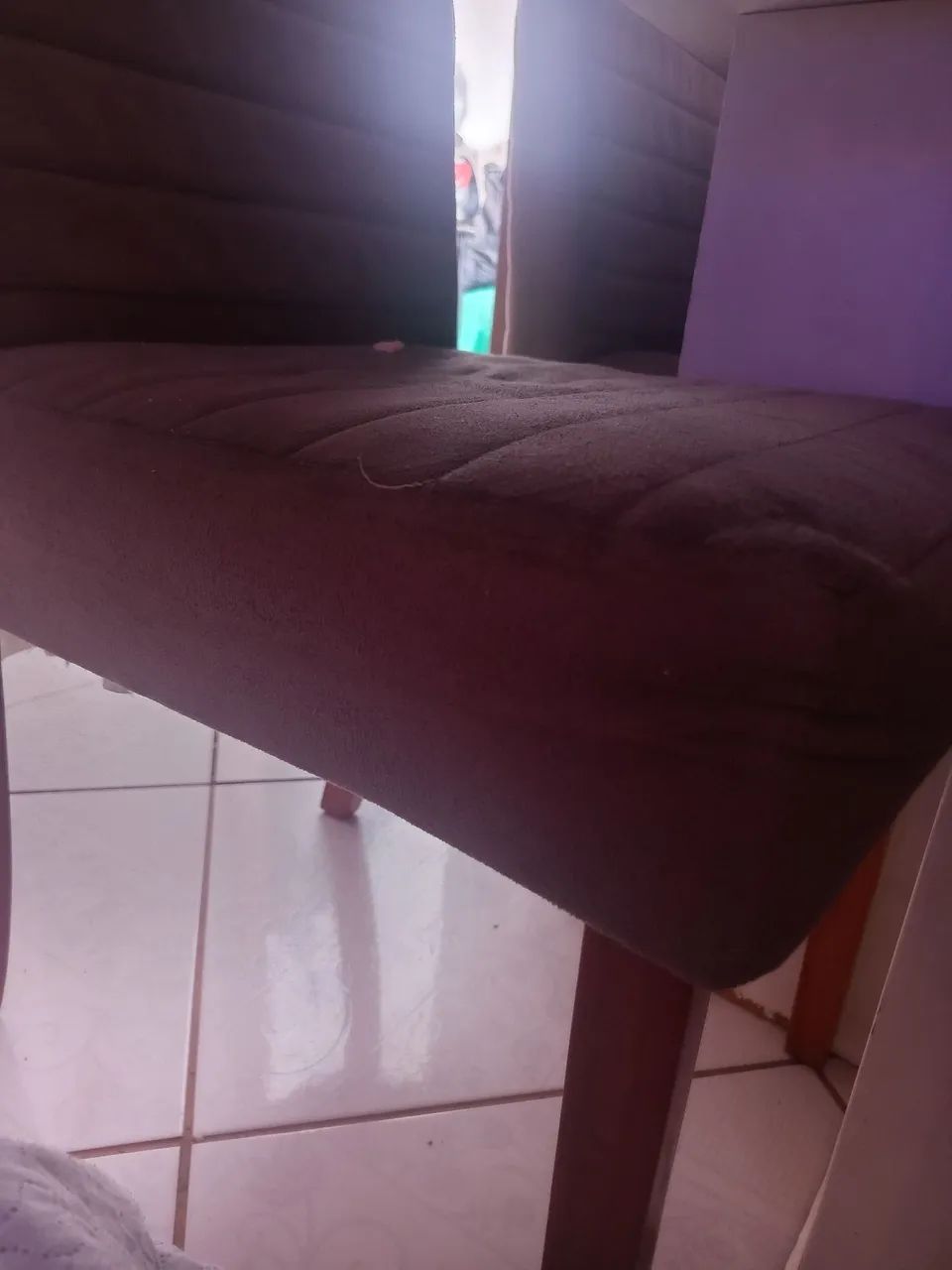 Vendo cadeiras com a tampa da mesa  - Foto 4