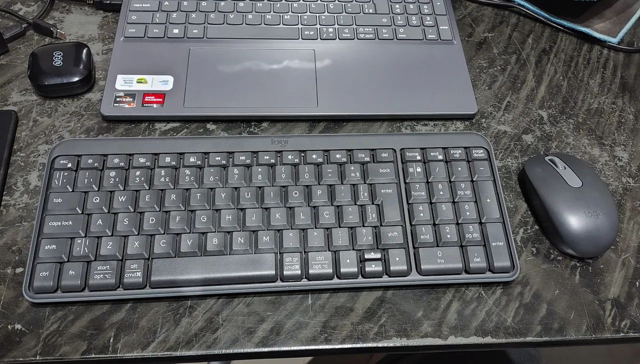 Combo Logitech MK250 - Teclado + Mouse Bluetooth