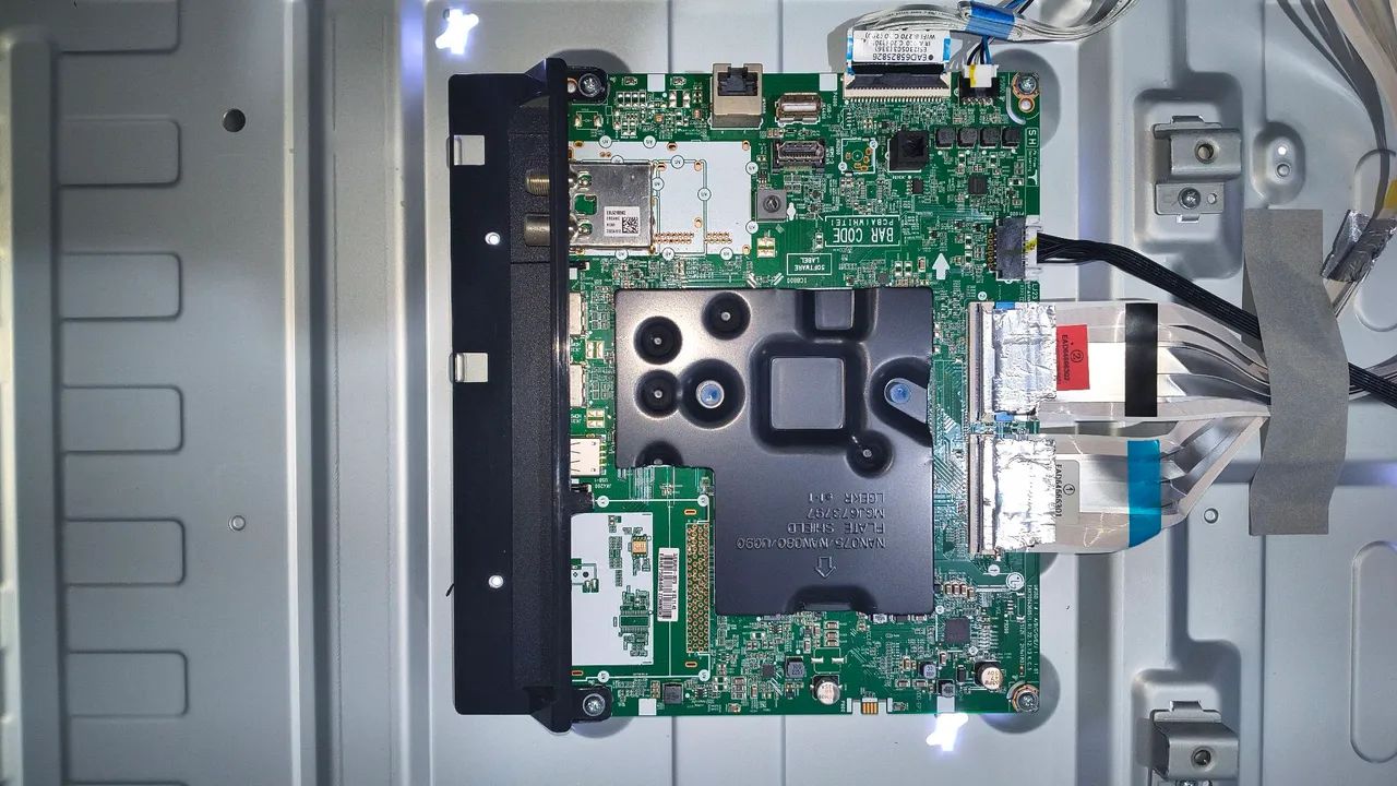 LG Smart " LED 4K UHD 50UR8750PSA (COM DEFEITO) - Foto 4