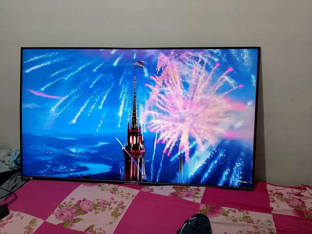 Vendo smartv 4k OLED 55 polegadas leia o anúncio porfvo  - Foto 2